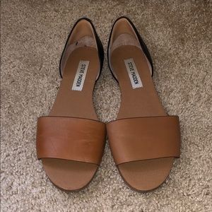 Steve Madden sandal/flat